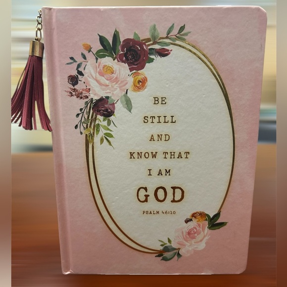 Pink Queen Bee Mug and Floral Inspirational Journal, NWOT - Picture 3 of 4